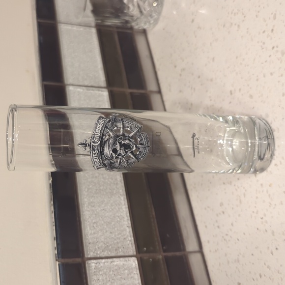 Pirates of the Caribbean Shot Glass - Picture 1 of 3